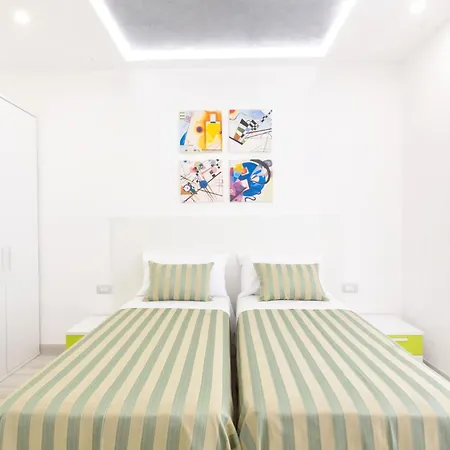 Sorrentovibes - New & Stylish Two Bedroom With Balconies Apartment Sorrento