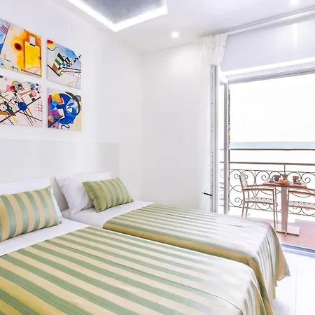 Apartment Sorrentovibes - New & Stylish Two Bedroom With Balconies Sorrento
