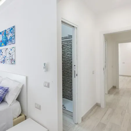Apartment Sorrentovibes - New & Stylish Two Bedroom With Balconies