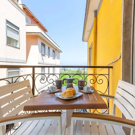 Apartment Sorrentovibes - New & Stylish Two Bedroom With Balconies Sorrento